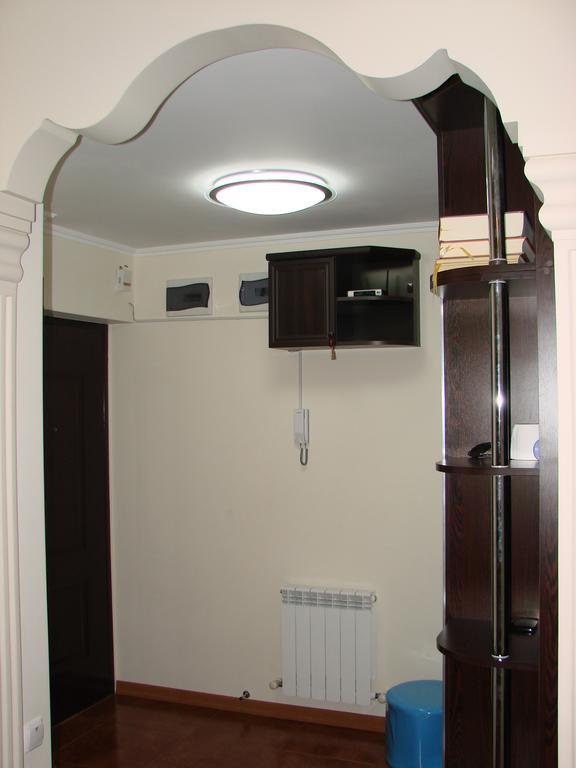 Gigi Apartments 巴统 客房 照片